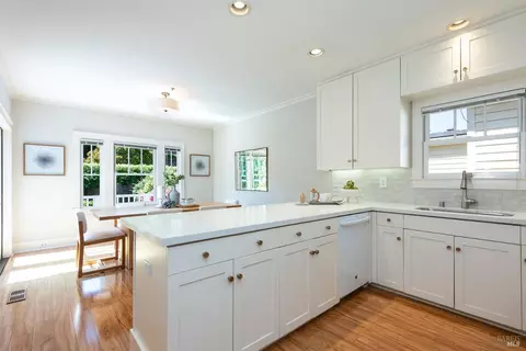 307 Caledonia St, Sausalito, CA 94965 photo 7