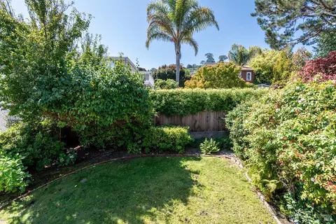 307 Caledonia St, Sausalito, CA 94965 photo 24