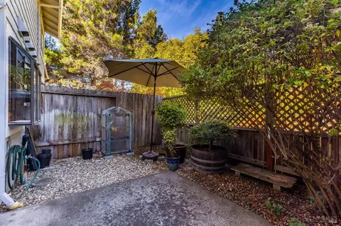 2253 Clearview Cir, Benicia, CA 94510 photo 27