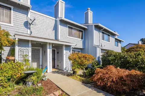 2253 Clearview Cir, Benicia, CA 94510