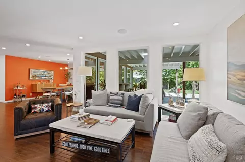 1702 Rainier Ave, Napa, CA 94558