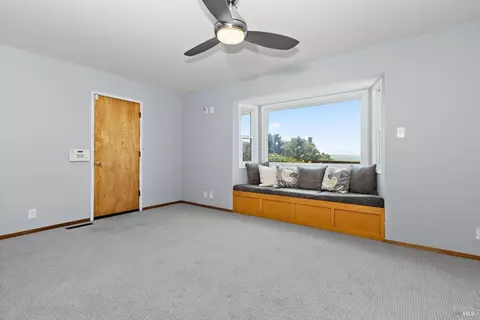 300 Sharon Ave, Rodeo, CA 94572 photo 13
