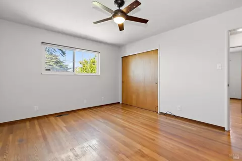 300 Sharon Ave, Rodeo, CA 94572 photo 18