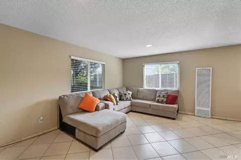 59 Parrott St, Vallejo, CA 94590 photo 5