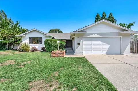 590 Marin Oaks Dr, Novato, CA 94949