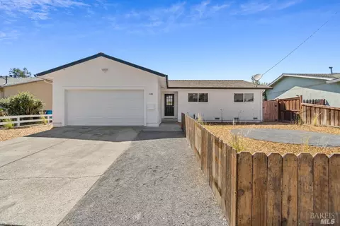 1303 Beachwood Dr, Santa Rosa, CA 95407