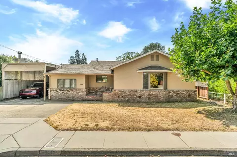 237 Bettencourt St, Sonoma, CA 95476