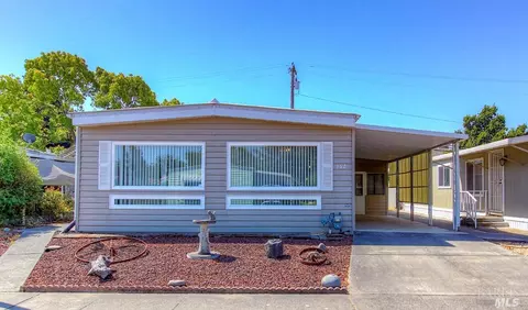 162 Westgate Cir, Santa Rosa, CA 95401