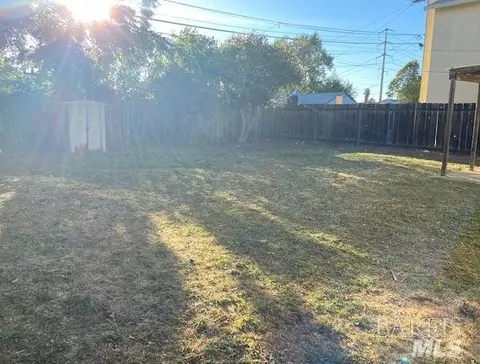 881 Beechwood Ave, Vallejo, CA 94591 photo 3