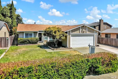 844 Tulare Cir, Suisun City, CA 94585