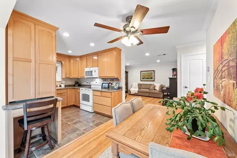 1986 Winston Dr, Fairfield, CA 94534 photo 12