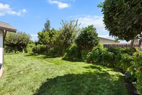 1986 Winston Dr, Fairfield, CA 94534 photo 34