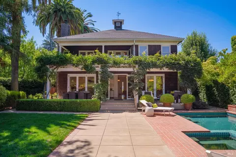 1404 Allyn Ave, Saint Helena, CA 94574