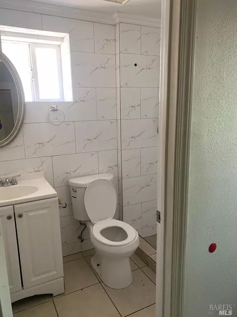 141 Muller St, Vallejo, CA 94590 photo 5