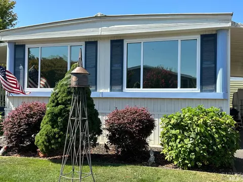 39 Camelia Dr, Napa, CA 94558 photo 4