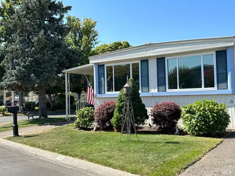39 Camelia Dr, Napa, CA 94558 photo 3