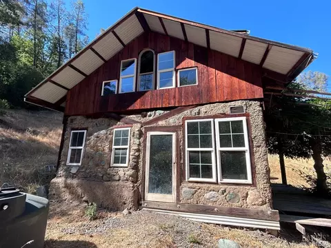 7500 Covelo Rd, Willits, CA 95490