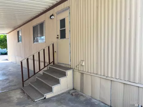 704 Sequoia St, Windsor, CA 95492 photo 3