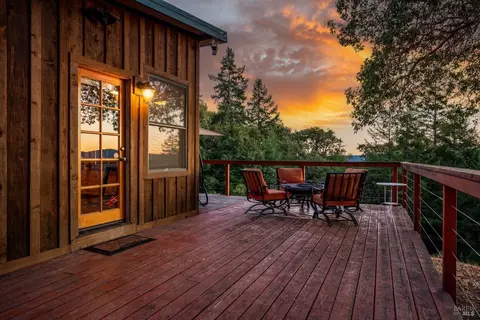 7530 Quail Ridge Rd, Boonville, CA 95415