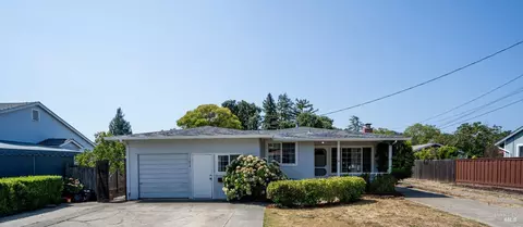 1613 Center Rd, Novato, CA 94947