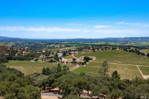 1176 Loma Vista Dr, Napa, CA 94558