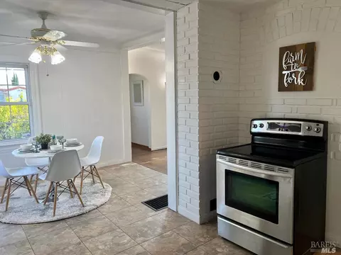 1412 Alabama St, Vallejo, CA 94590 photo 6