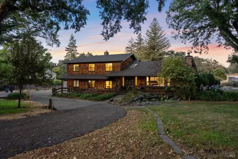 8570 Oak Cir, Cotati, CA 94931