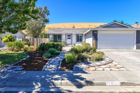 5071 Oakbrook Cir, Fairfield, CA 94534