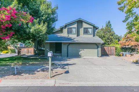 2022 W Myrtle St, Calistoga, CA 94515