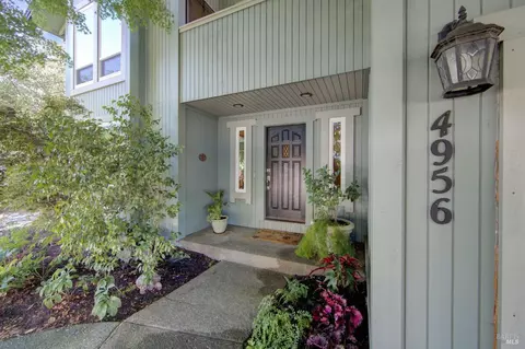 4956 Hoen Ave, Santa Rosa, CA 95405