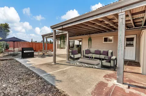 10 Parkhaven Dr, Vallejo, CA 94591 photo 5