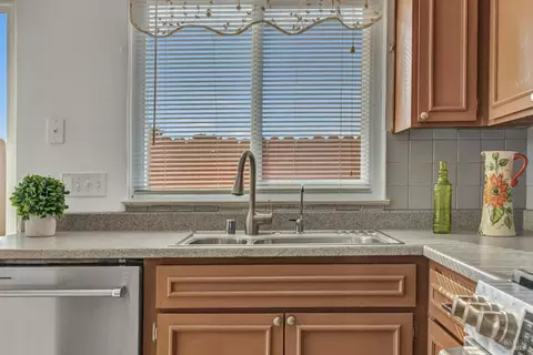 10 Parkhaven Dr, Vallejo, CA 94591 photo 15