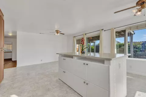10 Parkhaven Dr, Vallejo, CA 94591 photo 16