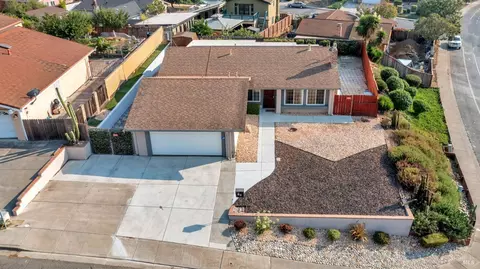 10 Parkhaven Dr, Vallejo, CA 94591