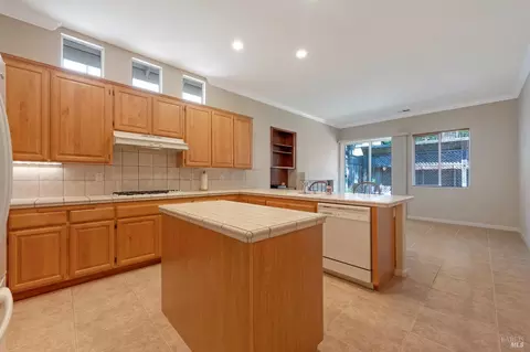 1403 Birdie Dr, Windsor, CA 95492 photo 10
