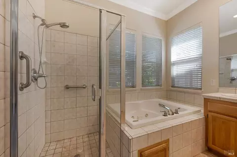 1403 Birdie Dr, Windsor, CA 95492 photo 15
