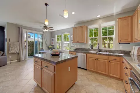 8151 Carlisle Way, Vallejo, CA 94591 photo 12