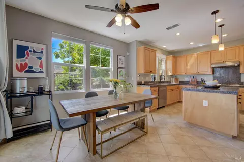 8151 Carlisle Way, Vallejo, CA 94591 photo 7