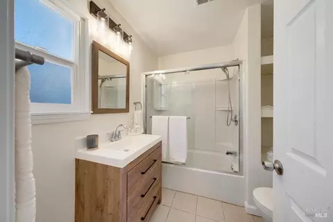 141 Inverness Dr, Vallejo, CA 94589 photo 26