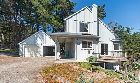 1697 Bay Flat Rd, Bodega Bay, CA 94923