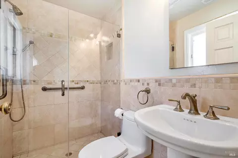 279 Devon Dr, San Rafael, CA 94903 photo 5