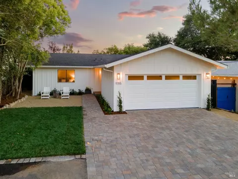1055 Terrace Ln, Napa, CA 94559