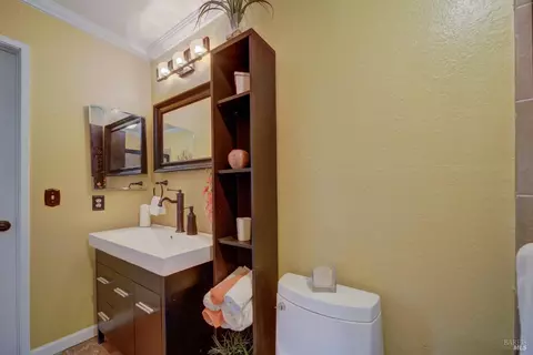 1355 Hale St, Vallejo, CA 94591 photo 29
