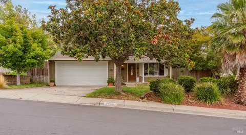 1355 Hale St, Vallejo, CA 94591