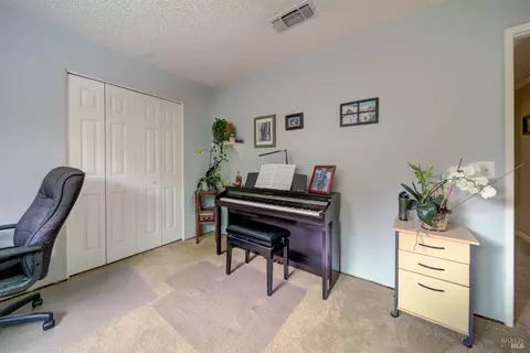 1355 Hale St, Vallejo, CA 94591 photo 26