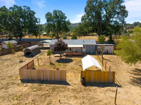 9426 Quarterhorse Ln, Lower Lake, CA 95457