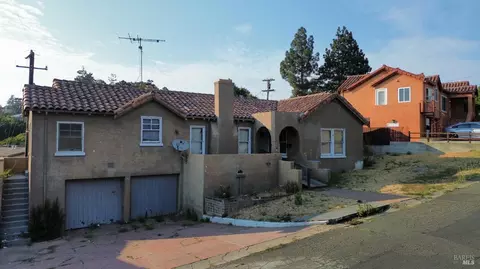 105 Bayview Ave, Vallejo, CA 94590 photo 4