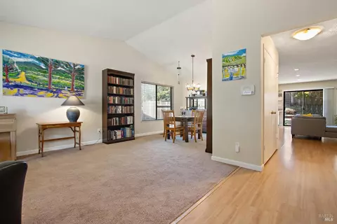 340 Pacer Ct, Vallejo, CA 94591 photo 2