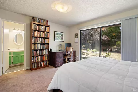 340 Pacer Ct, Vallejo, CA 94591 photo 13