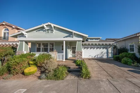 15 Walkabout Ln, Napa, CA 94558